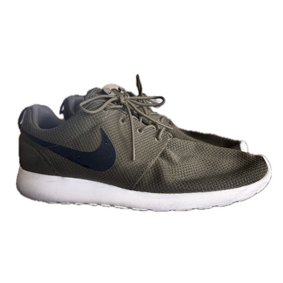 Nike Roshe One in Iguana - Picture 2 of 7